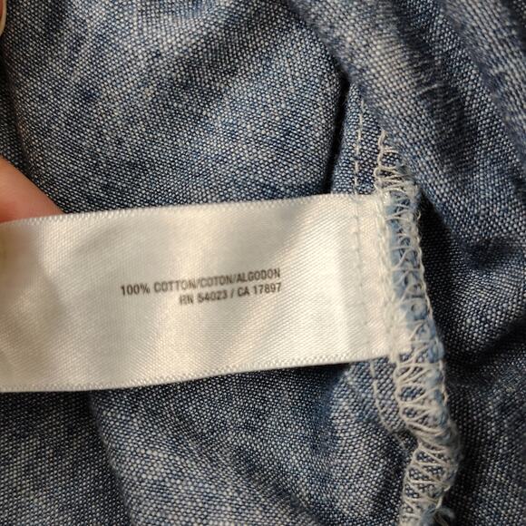 Old Navy 100% Cotton Chambray Button Up Shirt Long Sleeves Womens Small - Picture 9 of 13